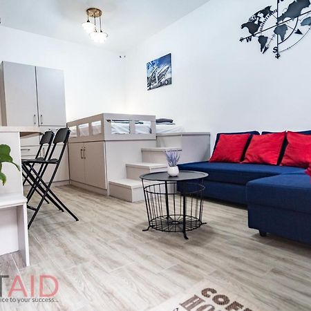 B17 Apartment - Hostaid Budapest Ngoại thất bức ảnh