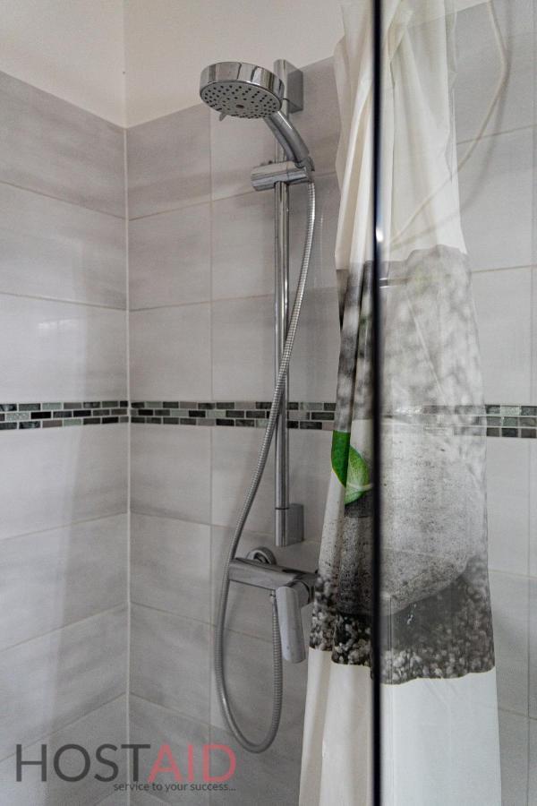 B17 Apartment - Hostaid Budapest Ngoại thất bức ảnh