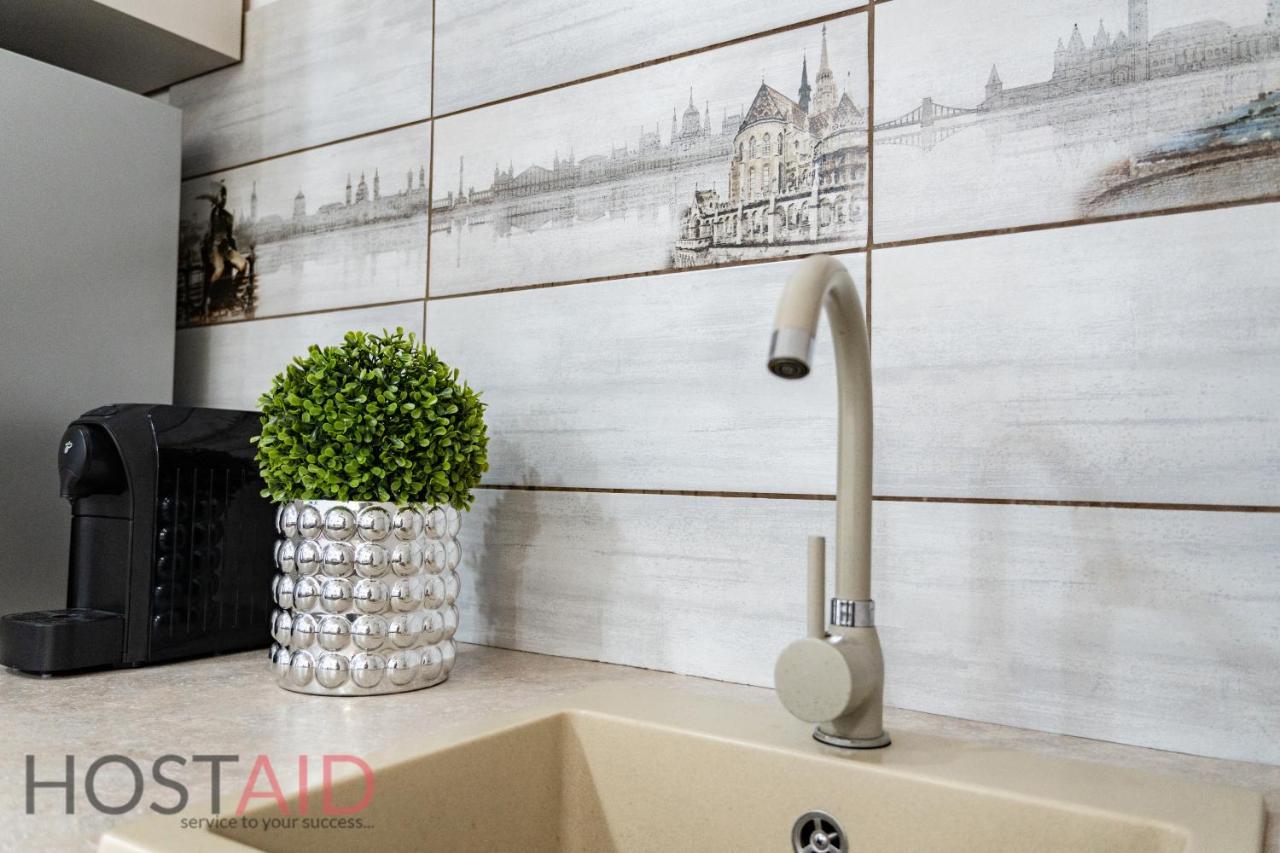 B17 Apartment - Hostaid Budapest Ngoại thất bức ảnh